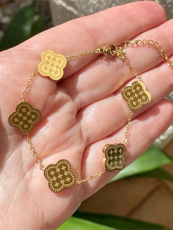 Jewelry - Four Leaf Clover Bracelet 18K Gold Plated Stainless Steel Bracelet